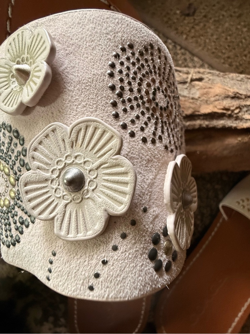 Coach Slide Sandals with Tea Rose Rivets - Picture 9 of 15